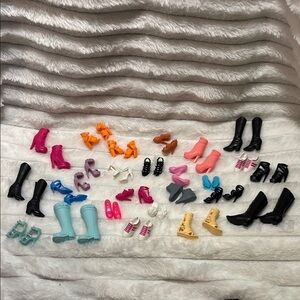 25 Pairs of Assorted Doll Shoes Collection Barbie